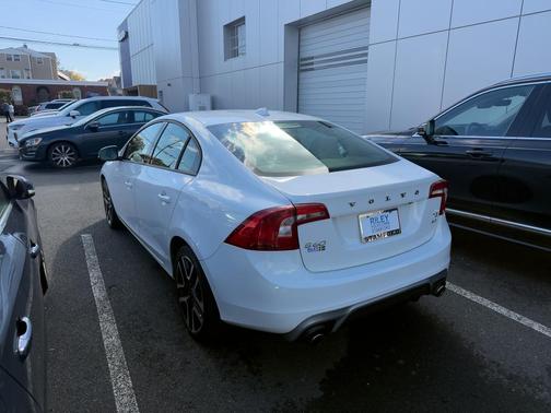 2018 Volvo S60 T5 Dynamic