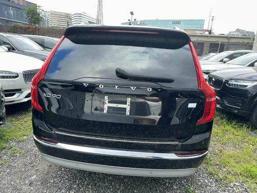 2022 Volvo XC90 Recharge Plug-In Hybrid T8 Inscription Expression Extended Range 7P