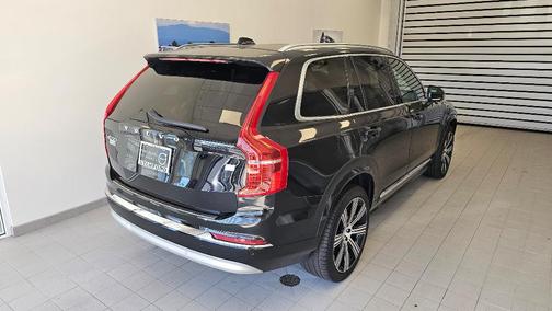 2022 Volvo XC90 Recharge Plug-In Hybrid T8 Inscription Expression Extended Range 7P