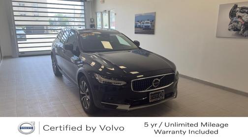 2024 Volvo V90 Cross Country B6 Plus