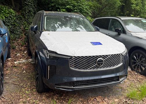 2025 Volvo XC90 B6 Plus 7-Seater
