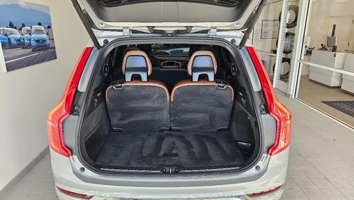 2023 Volvo XC90 Recharge Plug-In Hybrid T8 Plus Bright Theme 7-Seater