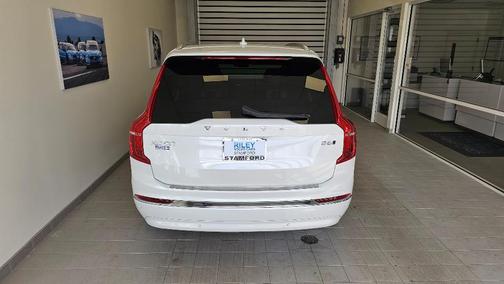 2023 Volvo XC90 B6 Ultimate 7-Seater