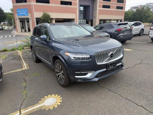 2024 Volvo XC90 B5 Core Bright Theme