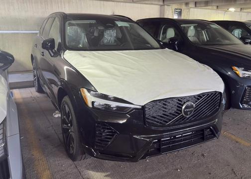 2026 Volvo XC60 Plug-In Hybrid T8 Plus