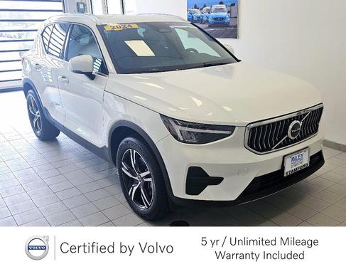 2024 Volvo XC40 B5 Core