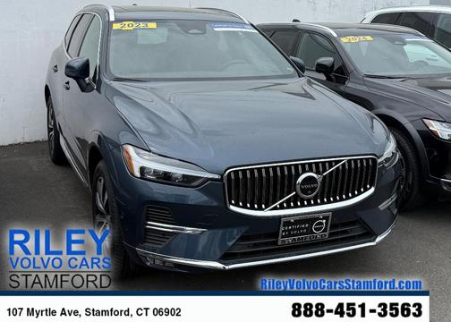 2023 Volvo XC60 B5 Plus Bright Theme