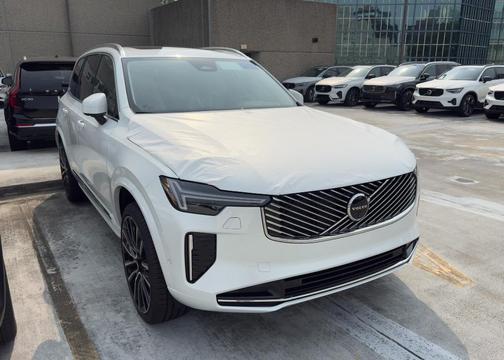 2026 Volvo XC90 B6 Plus 6-Seater