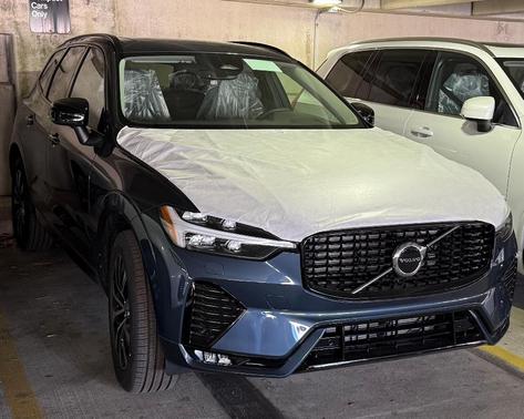 2025 Volvo XC60 B5 Core