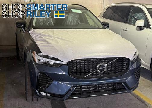 2025 Volvo XC60 B5 Core