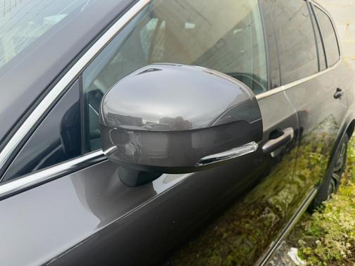 2023 Volvo XC90 B5 Plus