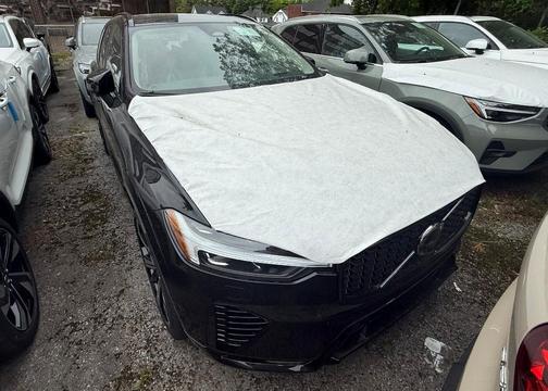 2025 Volvo XC60 Plug-In Hybrid T8 Ultra