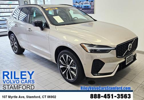 2025 Volvo XC60 B5 Plus