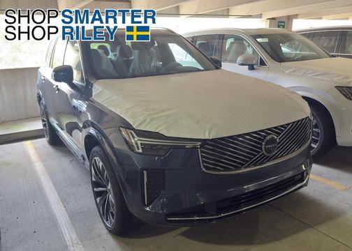 2026 Volvo XC90 B6 Plus 7-Seater