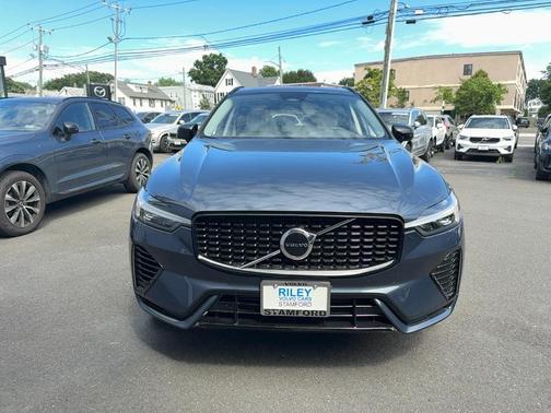2025 Volvo XC60 Plug-In Hybrid T8 Core