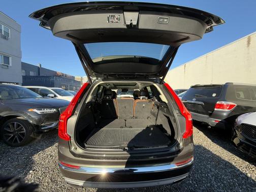 2020 Volvo XC90 T6 Inscription 7 Passenger