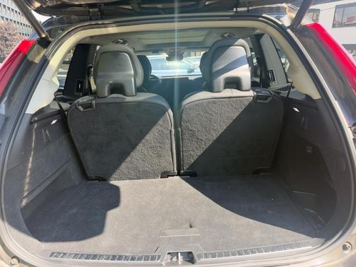 2024 Volvo XC90 B6 Plus Bright Theme 7-Seater