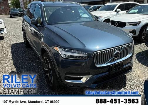 2024 Volvo XC90 B6 Plus Bright Theme 6-Seater
