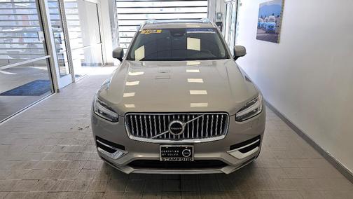 2024 Volvo XC90 B5 Plus Bright Theme