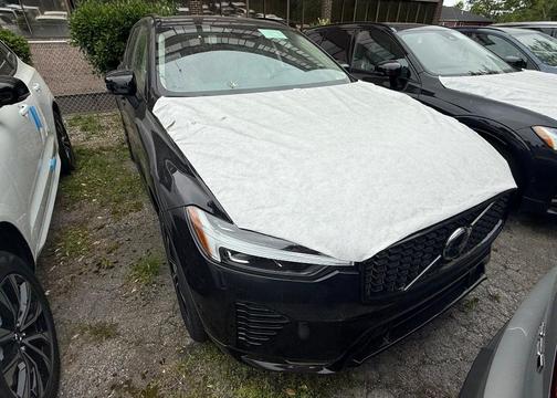 2025 Volvo XC60 B5 Plus