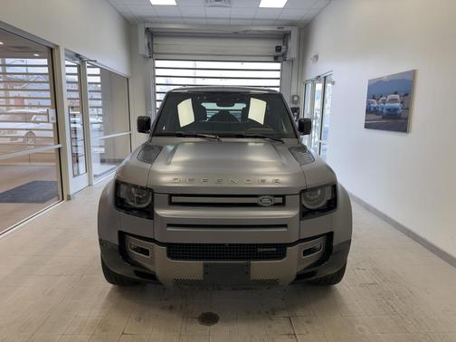 2023 Land Rover Defender 110 X-Dynamic SE