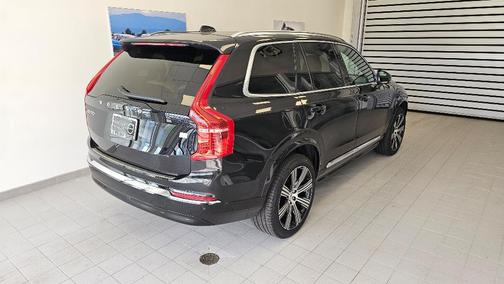 2024 Volvo XC90 Recharge Plug-In Hybrid T8 Ultimate Bright Theme 7-Seater