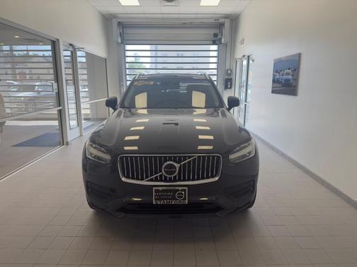 2022 Volvo XC90 T6 Momentum 6 Passenger