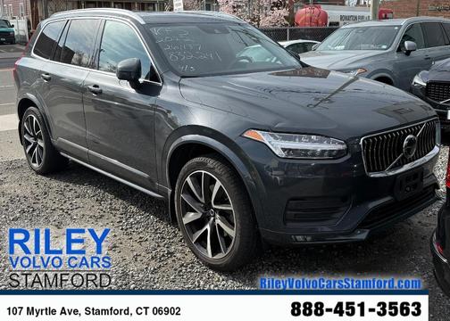 2022 Volvo XC90 T6 Momentum 6 Passenger