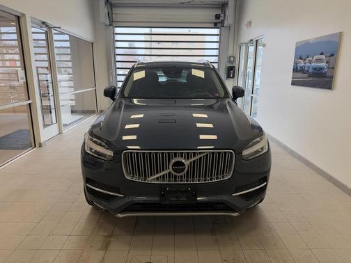 2019 Volvo XC90 T6 Inscription