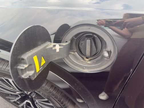 2023 Volvo XC90 Recharge Plug-In Hybrid T8 Plus 6-Seater