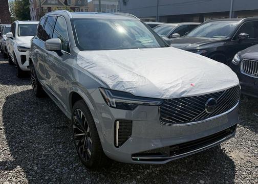 2026 Volvo XC90 B6 Ultra 7-Seater