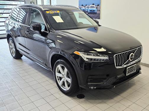 2023 Volvo XC90 B5 Core