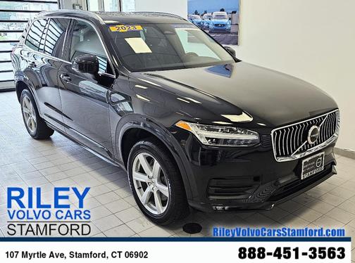 2023 Volvo XC90 B5 Core