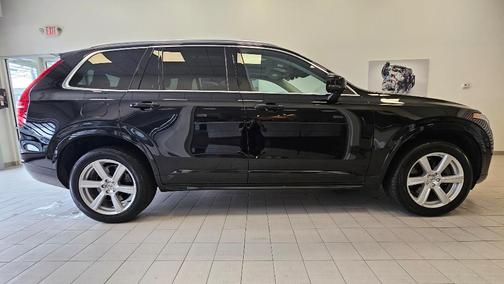 2023 Volvo XC90 B5 Core