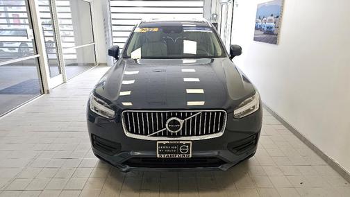 2022 Volvo XC90 T6 Momentum 6 Passenger
