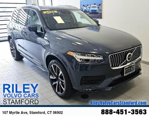 2022 Volvo XC90 T6 Momentum 6 Passenger