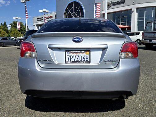 2016 Subaru Impreza 2.0i