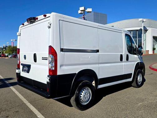 2026 RAM ProMaster 1500 Low Roof