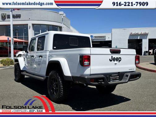 2025 Jeep Gladiator High Tide