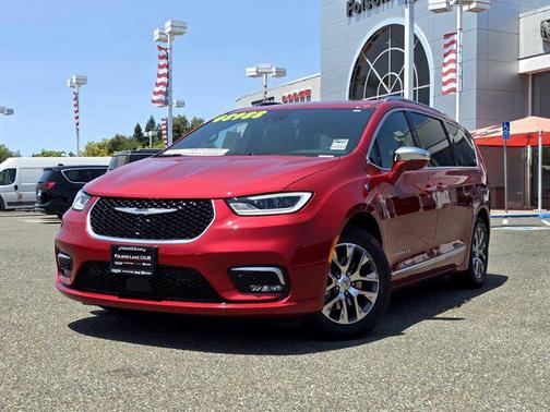2024 Chrysler Pacifica L