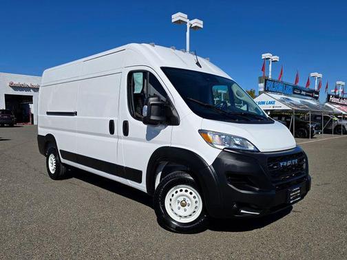 2025 RAM ProMaster 2500 Tradesman
