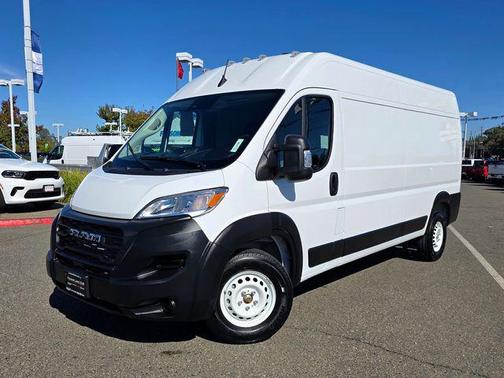 2025 RAM ProMaster 2500 Tradesman