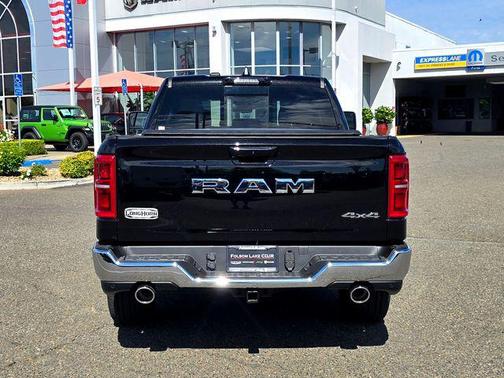 Diamond Black Crystal Pearlcoat 2026 RAM 1500 Longhorn