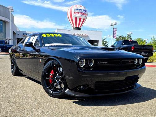 2022 Dodge Challenger R/T Scat Pack