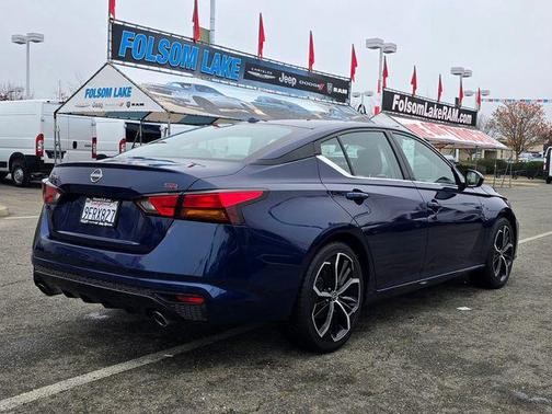 2023 Nissan Altima SR FWD