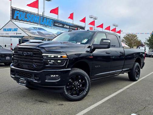 2026 RAM 2500 Laramie Crew Cab 4x4 8' Box