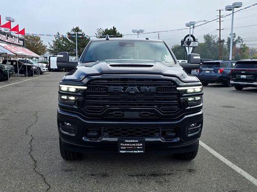 2026 RAM 2500 Laramie Crew Cab 4x4 8' Box