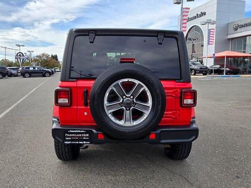 2020 Jeep Wrangler Unlimited Sahara