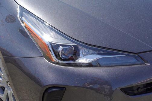 2022 Toyota Prius LE