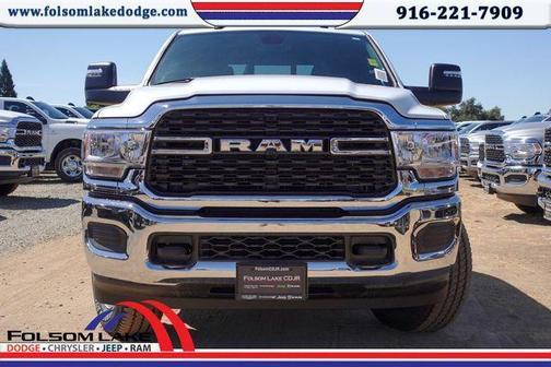 2024 RAM 2500 Tradesman Crew Cab 4x4 8' Box